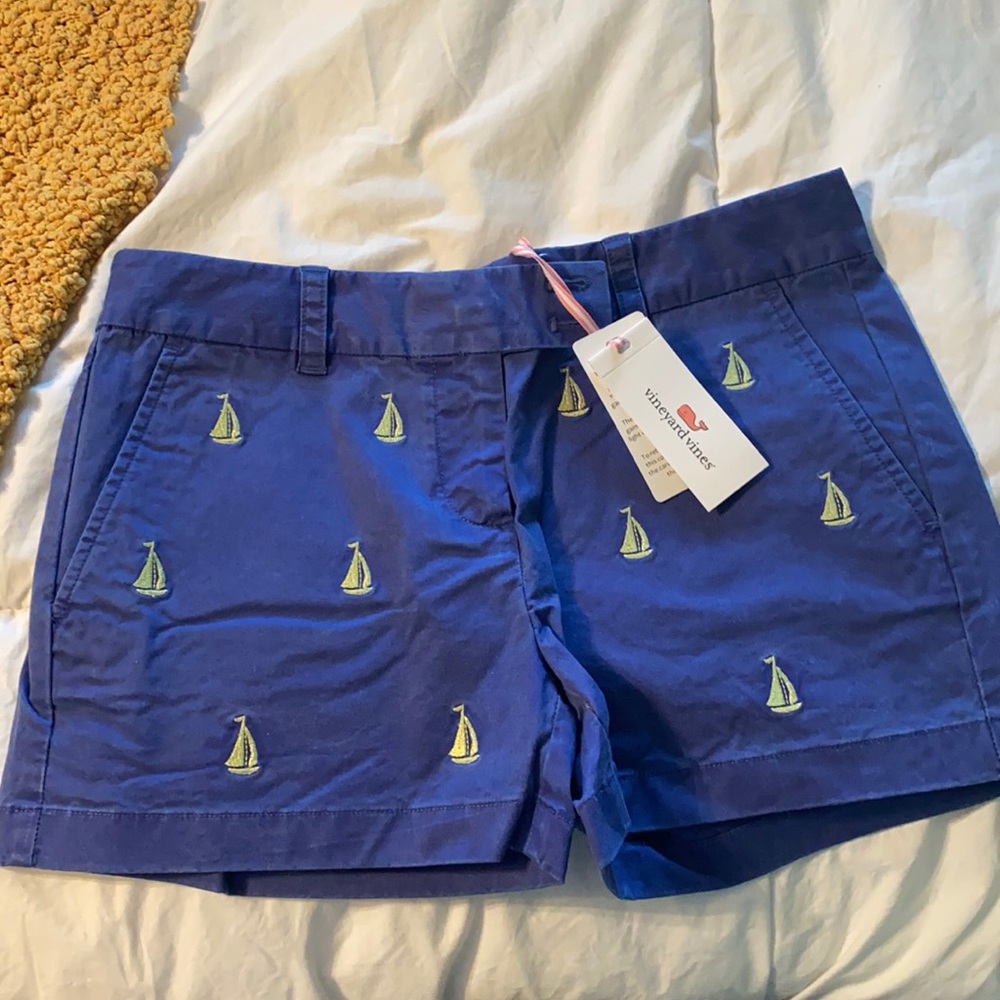 Vineyard vines boat shorts